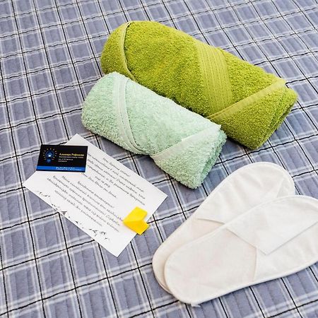 YourHouse микрорайон 1, дом 5 - экономичнее квартиры, уютнее гостиницы Алматы Экстерьер фото